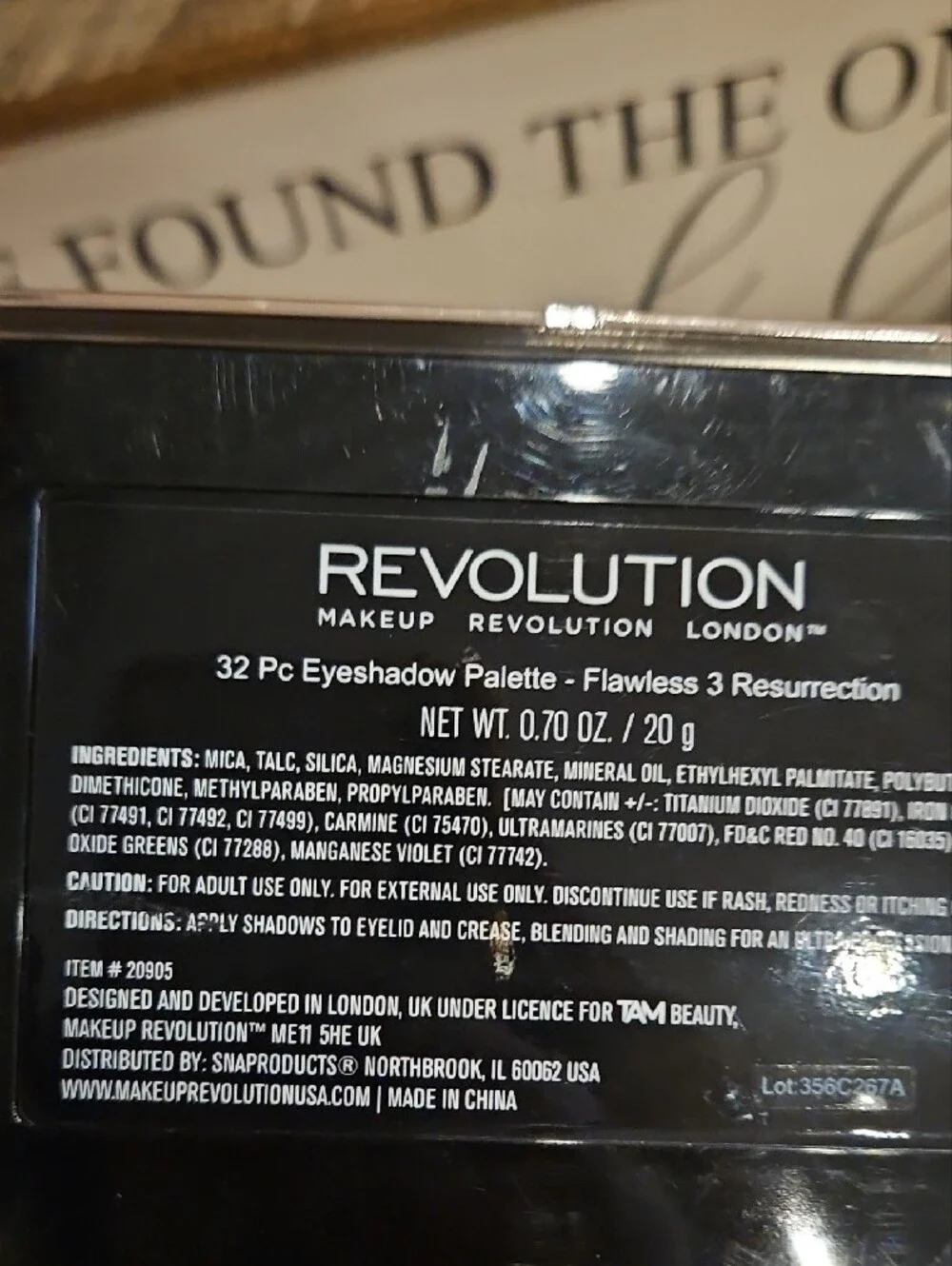 MakeupRevolution Warm Neutral Eyeshadow Palette — Cream, Tan, Gold, Brown Shades